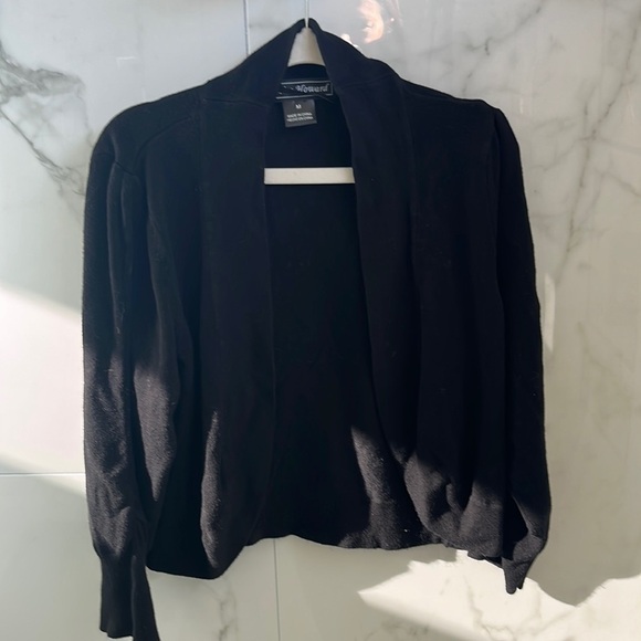 Jessica Howard Sweaters - Jessica Howard cropped black cardigan